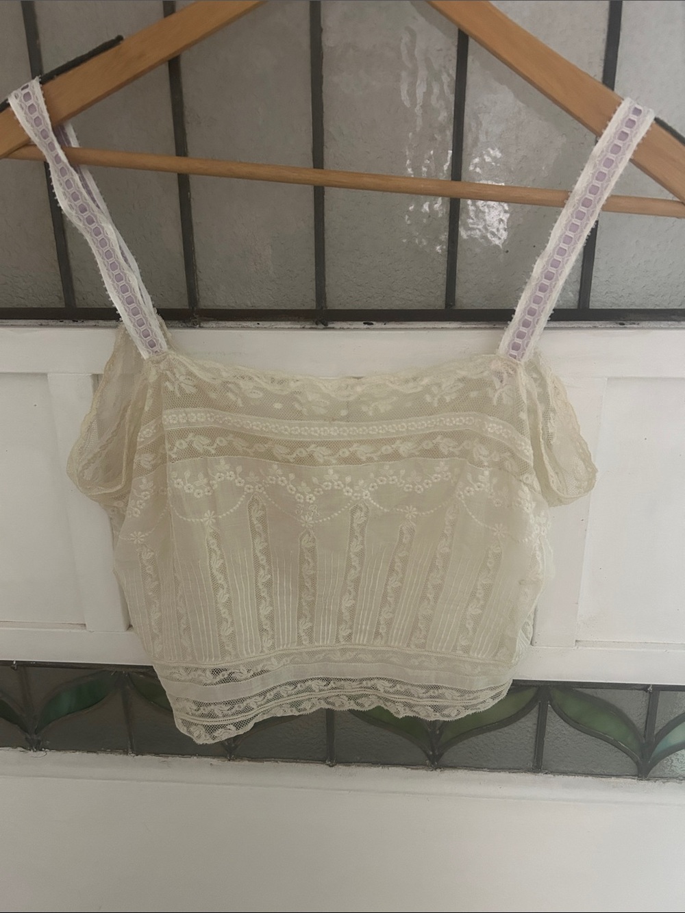 Antique lace Trim Ivory Women’s Cami Top - Picture 4 of 6